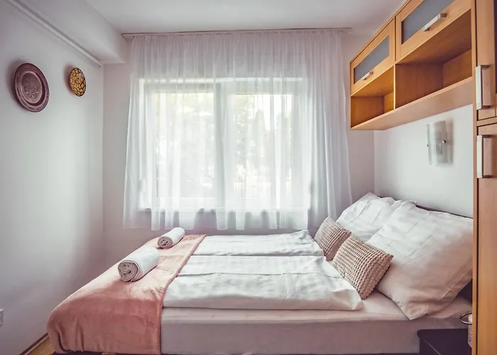 Myflat Piroska